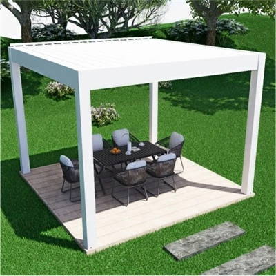 Pergola na dziedzińcu